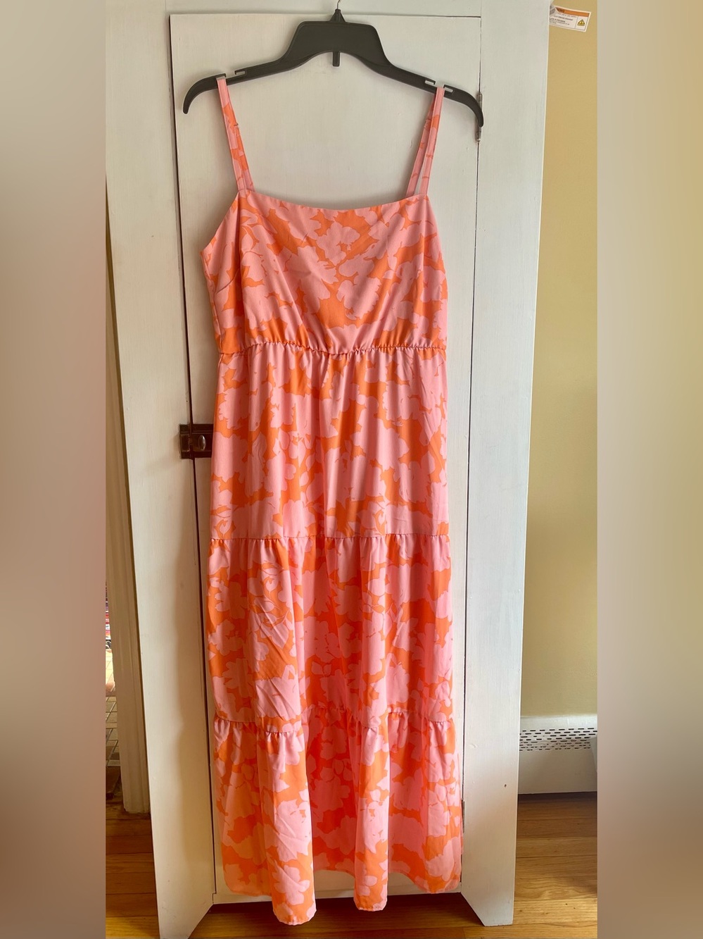 NWT Smocked Back Sundress 3 Tiered Social Standard Sanctuary Melon Floral Large